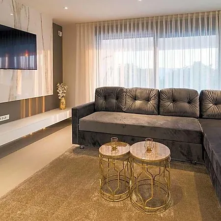 מלון Salvia Comfortable 3*