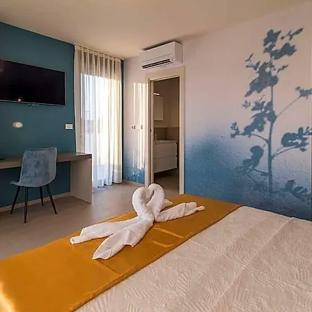 Salvia Comfortable 3* קרק